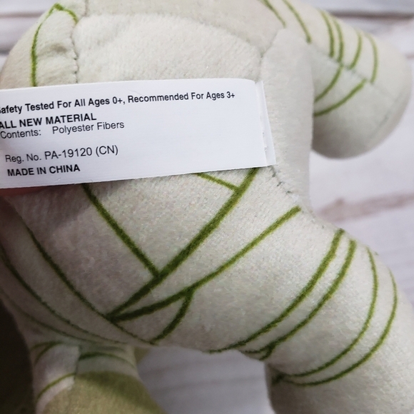 Universal Studios Monsters Mummy Plush Stuffed Toy 7 Inch - Picture 9 of 10